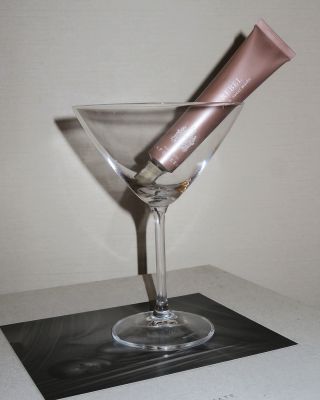 3minutová ranní pleťová maska Rebel 💕🫶🏻 srovná a snadno si poradí s tvorbou akné, černých teček a nadměrnou...