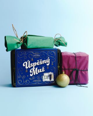 Elegantní vánoční balíček 🎁 plný péče pro muže? 💙 Objev dárkovou sadu Úspěšný muž 💫 Tento balíček je symbolem sebevědomí a...